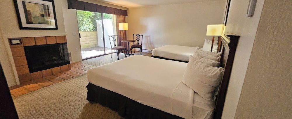 Adobe Inn - photo 30
