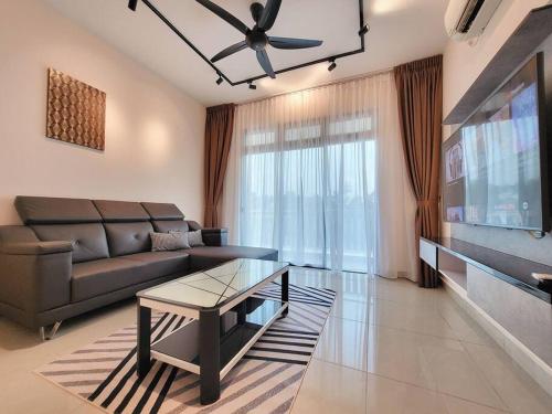 D'Secret Tropika 2 Bedrooms 4 Pax Free Parking — 4-Star Luxury Hotel in Johor Bahru, Malaysia
