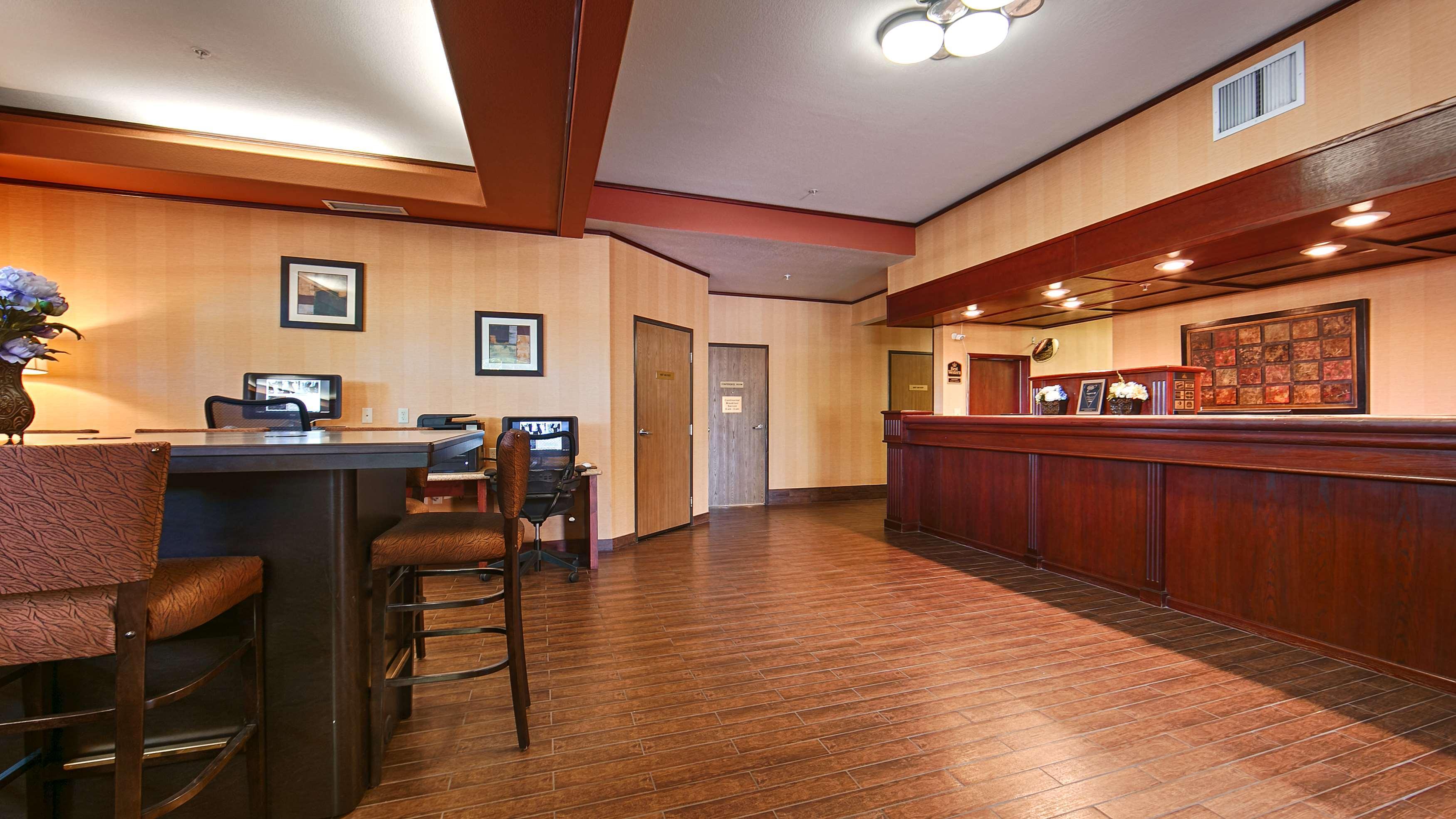 Best Western Plus Meridian - photo 15