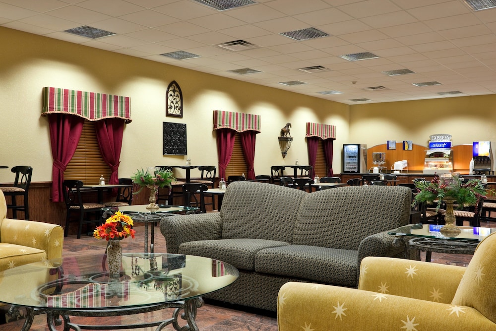 Holiday Inn Express Salado Belton by IHG - photo 25