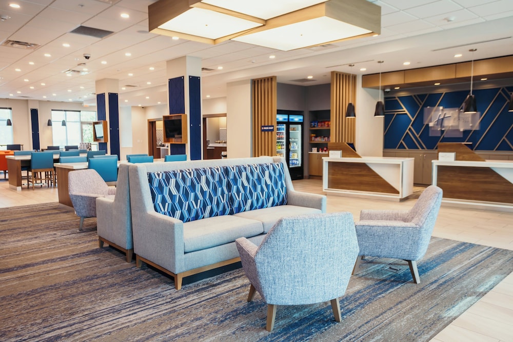 Holiday Inn Express Des Moines Ankeny by IHG - photo 29