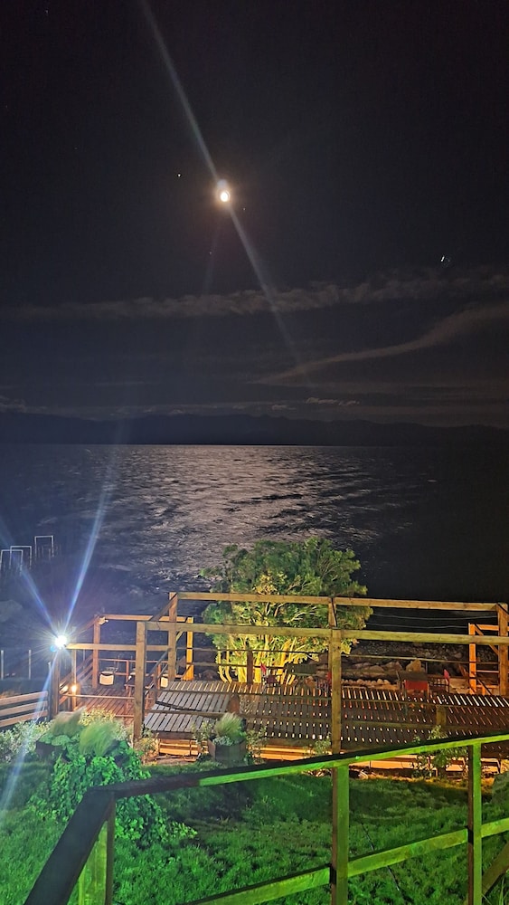Los Dones Departamentos DAT — 5-Star Luxury Hotel in San Carlos De Bariloche, Argentina