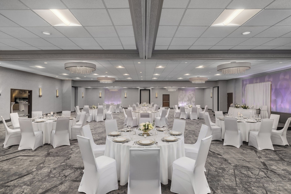 Holiday Inn Coralville Iowa City by IHG - photo 43