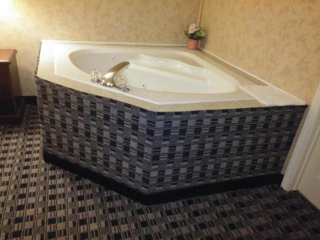 Stone Brook Inn - photo 12