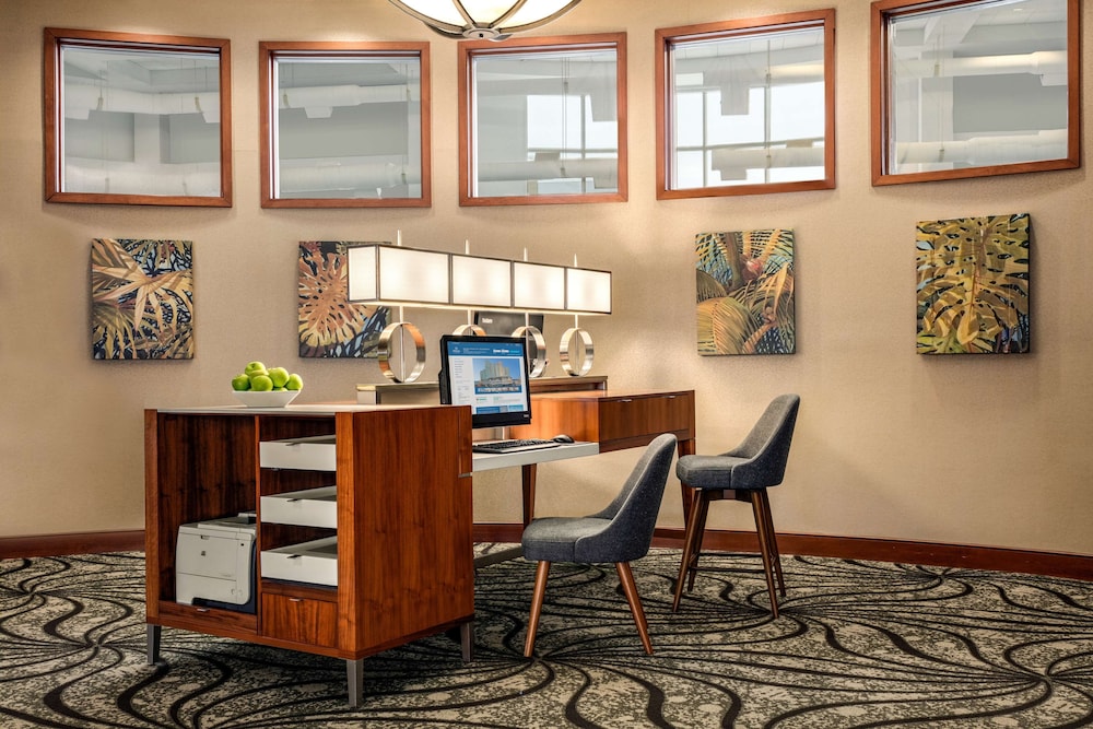 Hilton Ocean City Oceanfront Suites - photo 67