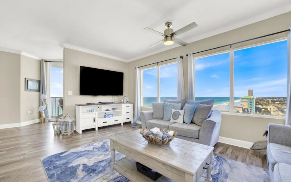 Sapphire Shores Beachfront With Chair Setup — 4-Star Luxury Hotel in Panama City Beach, United States