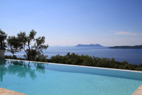 Villa Nisi — 4-Star Luxury Hotel in Vasiliki, Greece
