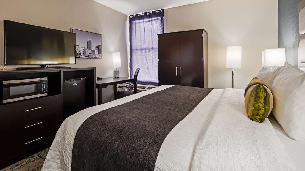 Best Western Plus Indianapolis NW Hotel - photo 13