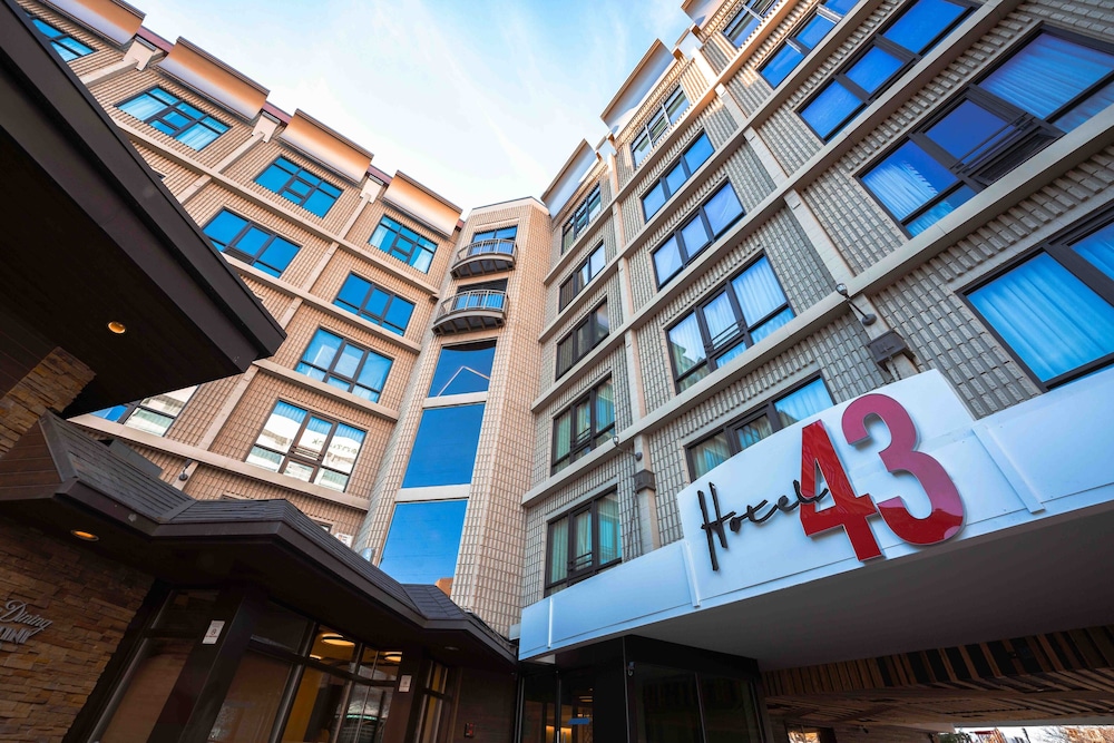 Hotel 43 - featured photo