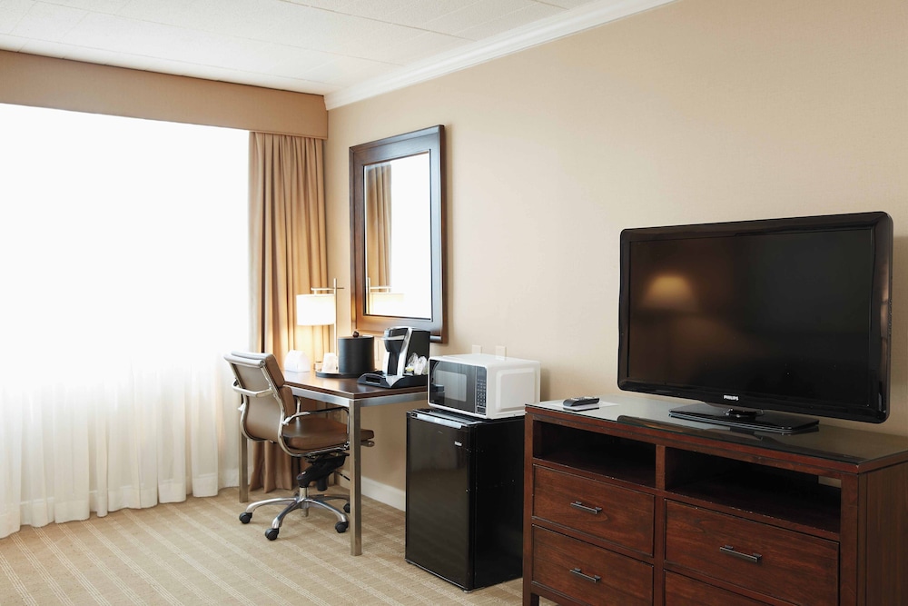Ethan Allen Hotel - photo 13