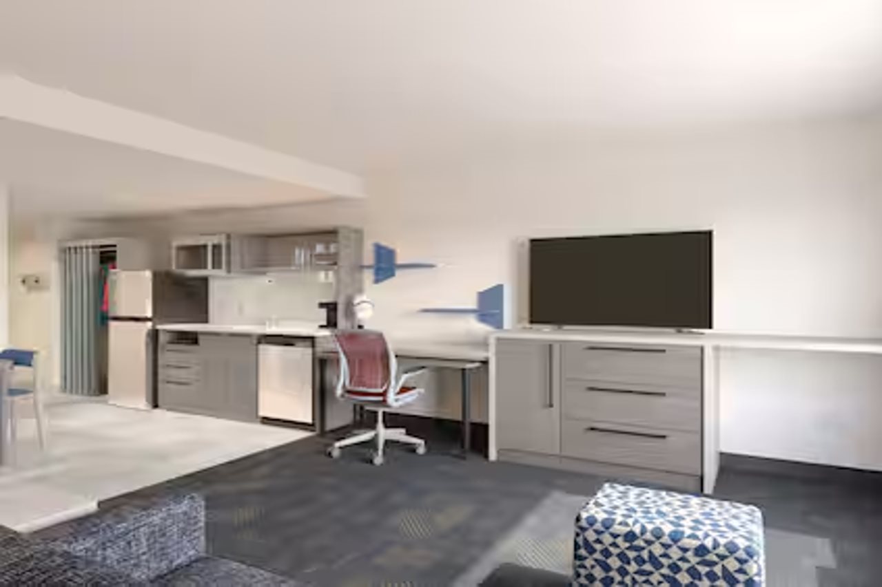 Home2 Suites By Hilton Del Rio - photo 28