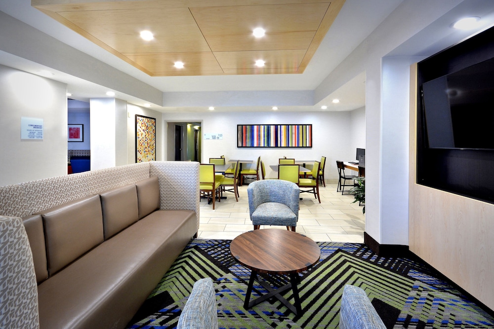 Holiday Inn Express Durham by IHG - photo 38