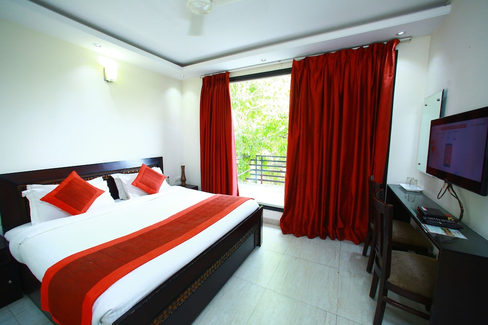 Sparklin Suites