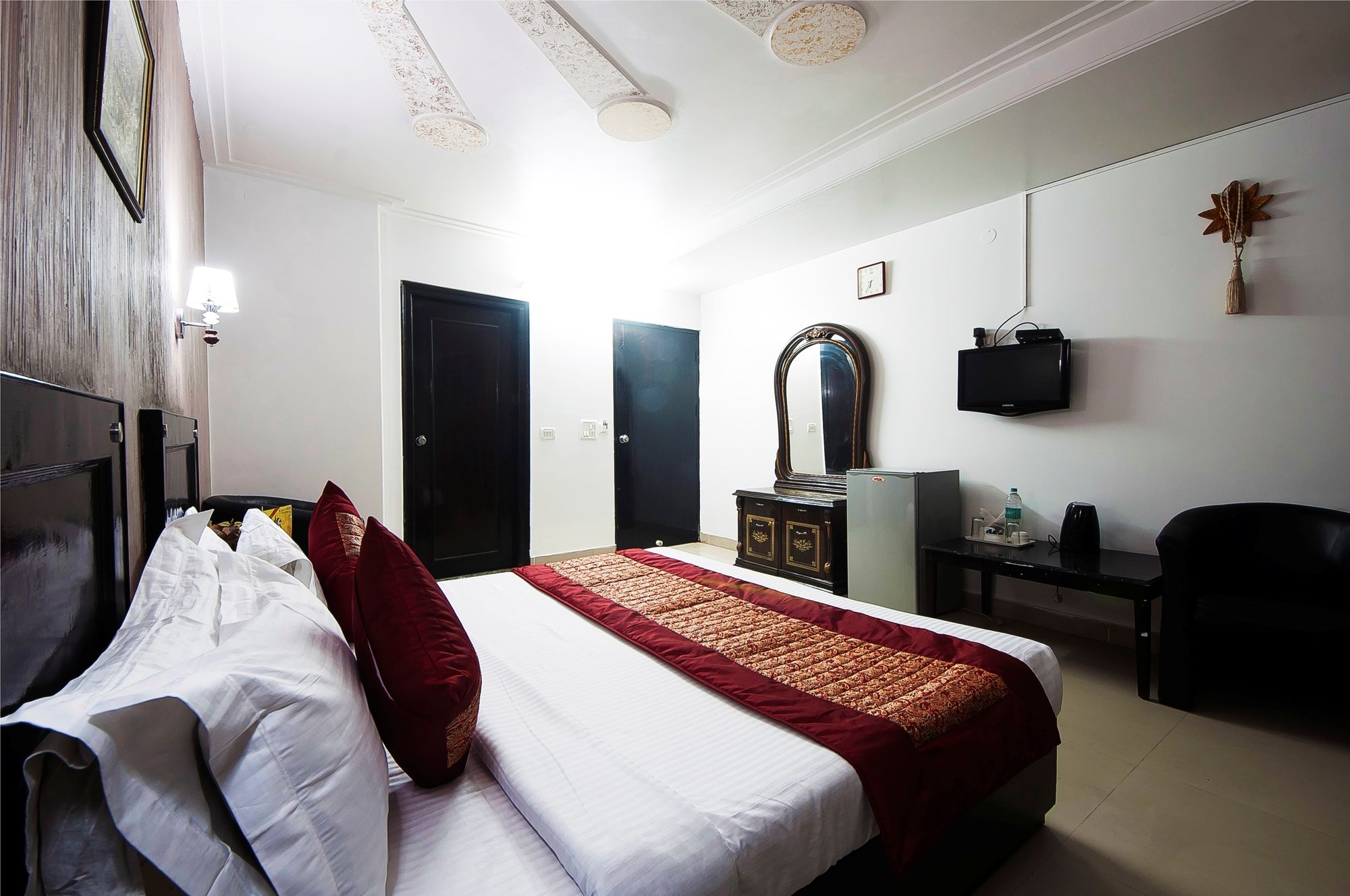 Hotel Noratan Palace