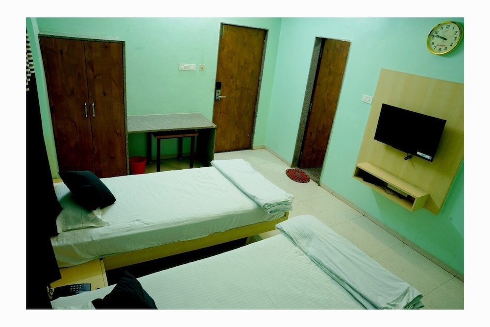 Kamala Shanti Palace in Solapur, India