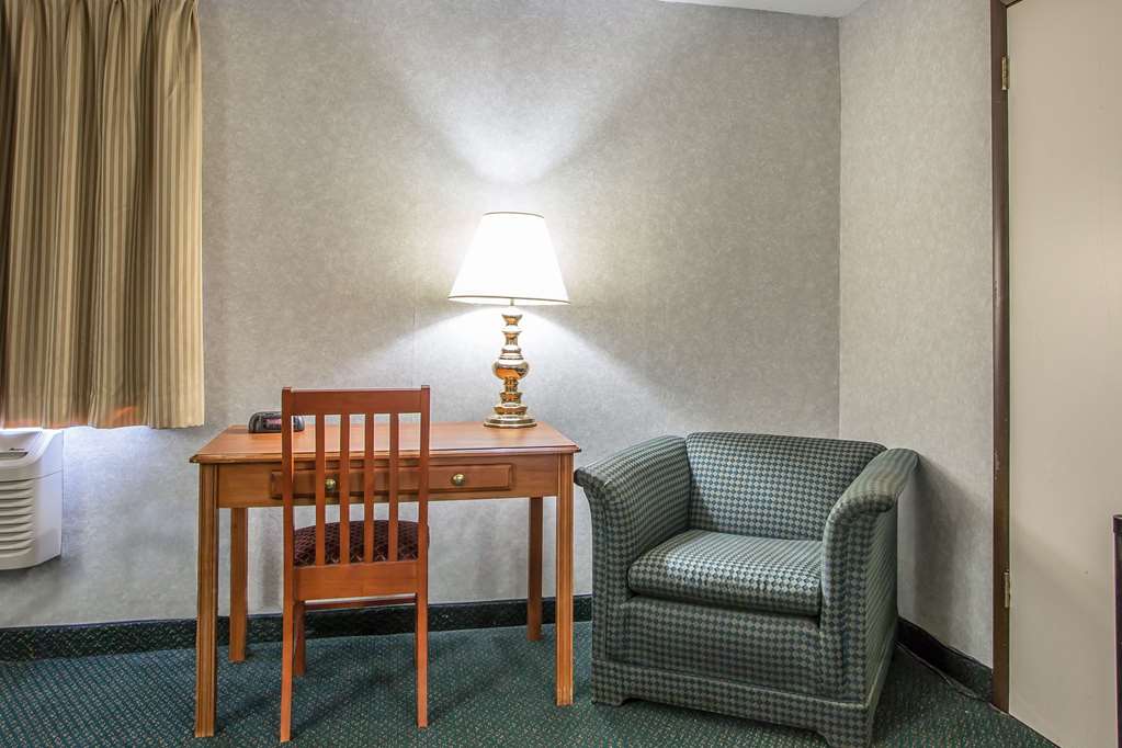 Rodeway Inn Bedford PA - photo 20