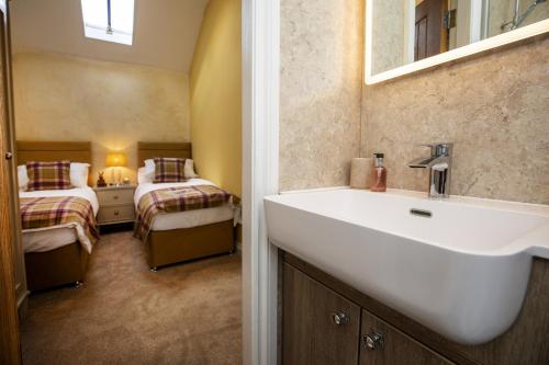 Thirley Cotes Farm Cottages