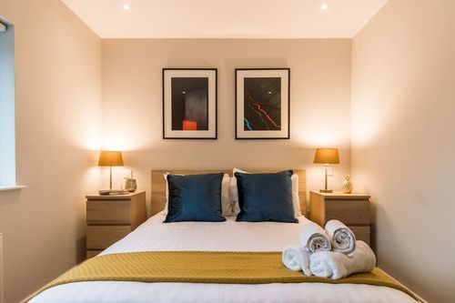 The Jack Butler Yeats Suite By 5Starstay — 4-Star Luxury Hotel in Dublin, Republic of Ireland