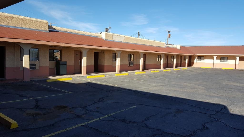 Sands Motel — hotel in Portales