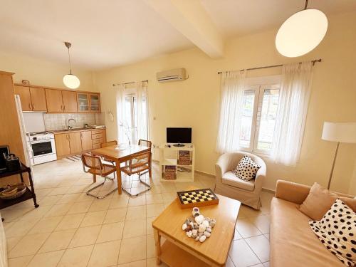 Thassos Sea View Apartment — 4-Star Luxury Hotel in Limenaria, Greece
