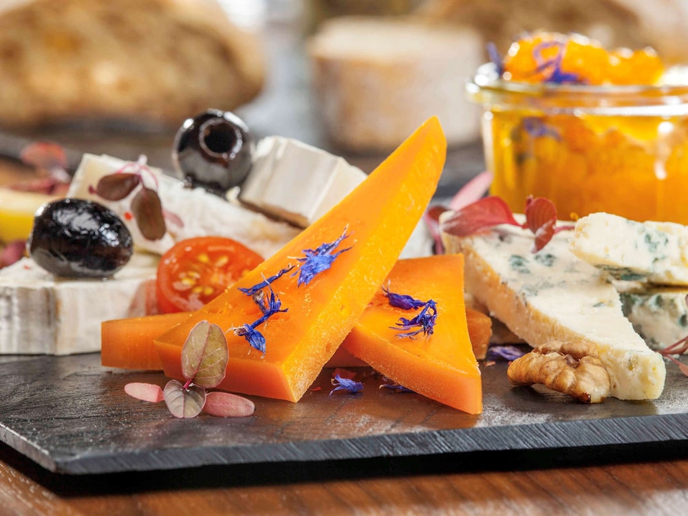 מזון ומשקאות