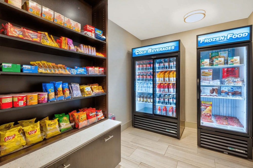 Holiday Inn Express & Suites Jersey City Holland Tunnel by IHG - photo 23