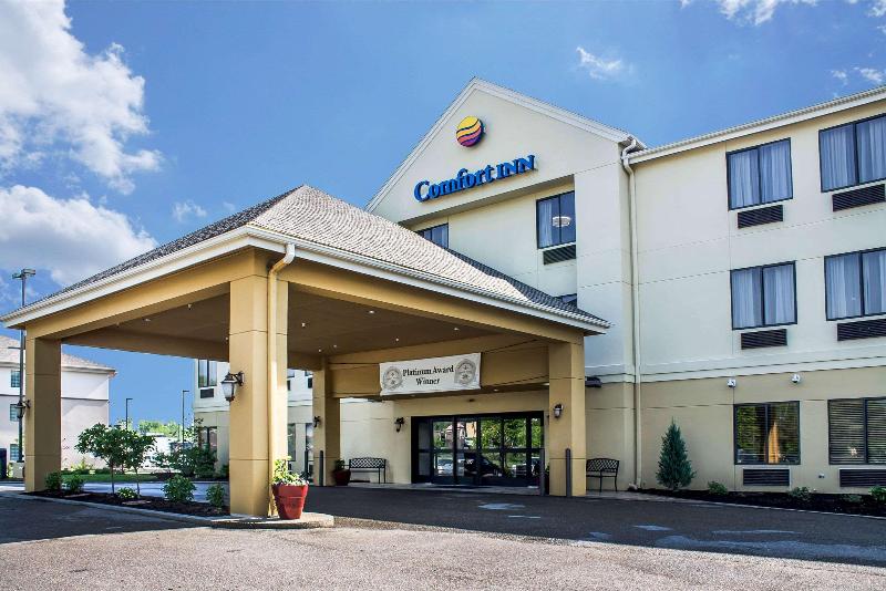 Comfort Inn - photo 3