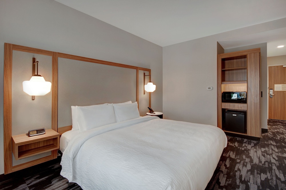 Fairfield by Marriott Inn & Suites Rochester Hills - photo 17