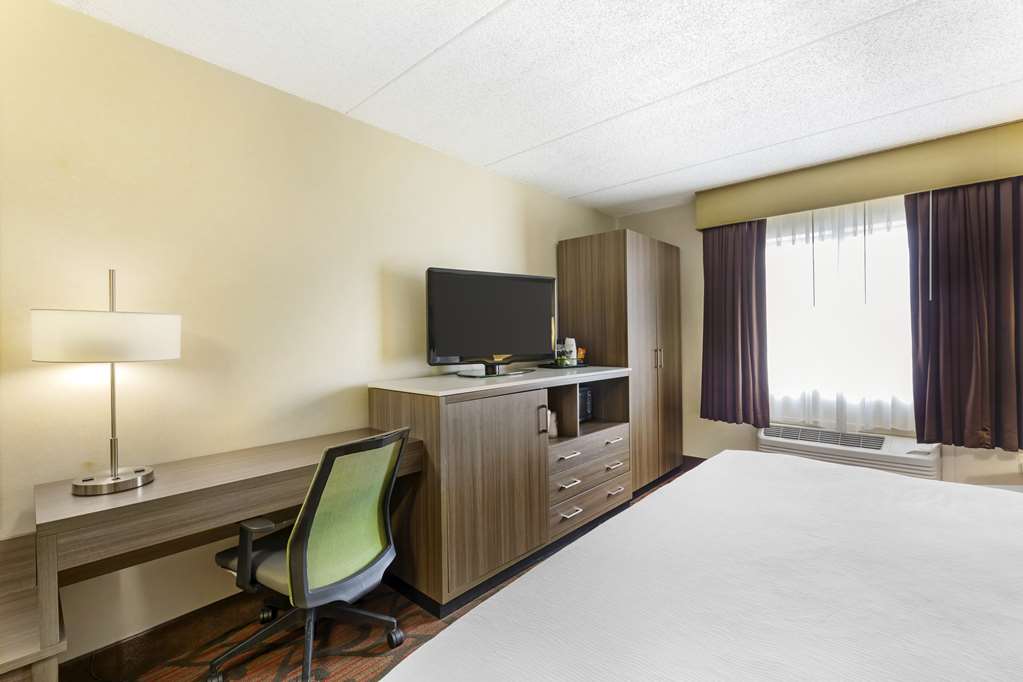 Best Western Rochester Marketplace Inn - photo 11