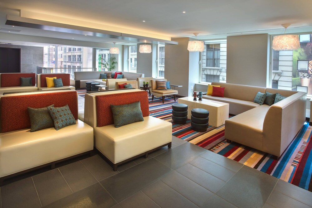 Courtyard by Marriott New York Manhattan Herald Square - photo 26