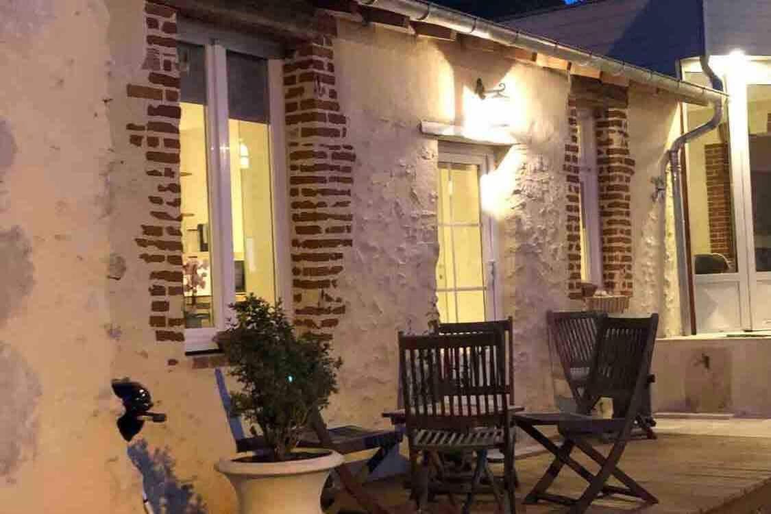 Charmante Petite Maison a 5 Mn de Blois — 4-Star Luxury Hotel in Vineuil, France