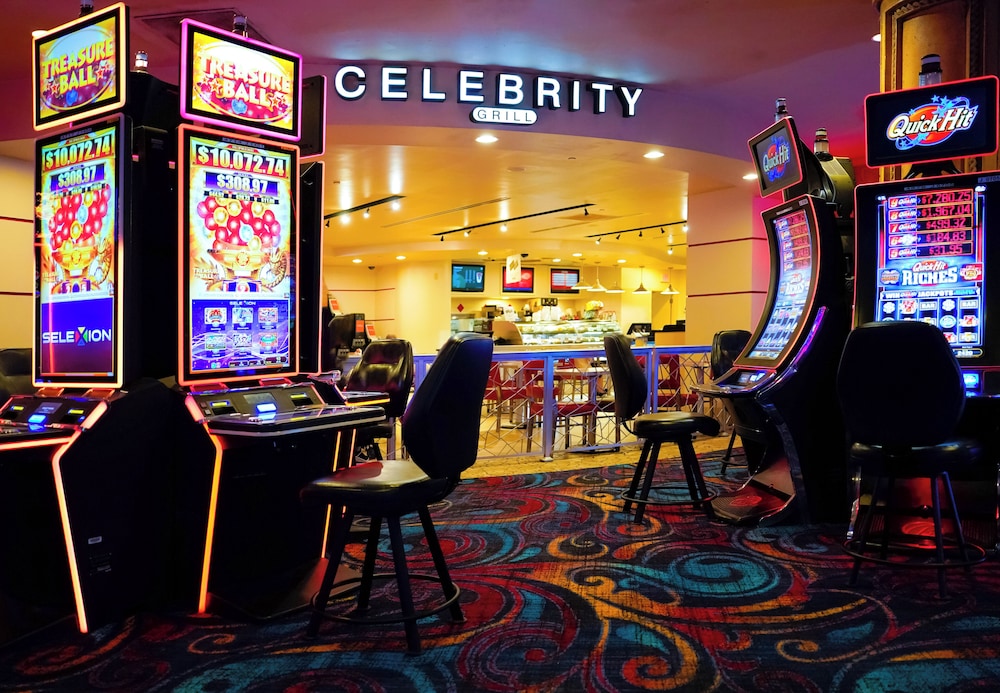 Hollywood Casino Gulf Coast - photo 34