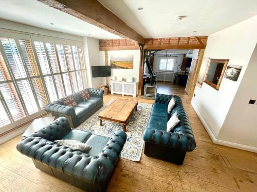 Armadilla 1 at Lee Wick Farm Cottages & Glamping — 4-Star Luxury Hotel in Clacton-On-Sea, United Kingdom