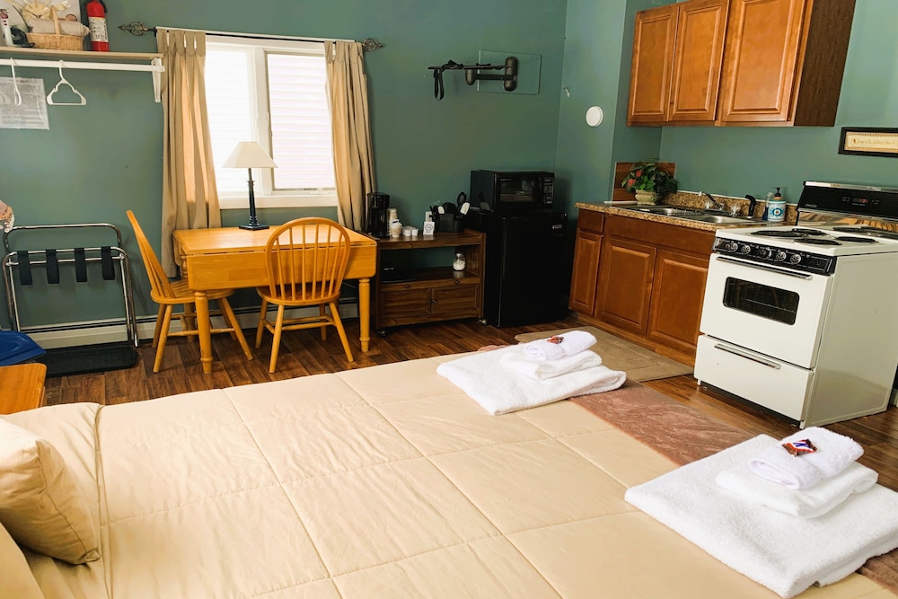 Love Hotels St John River by OYO at Fort Kent ME - photo 29