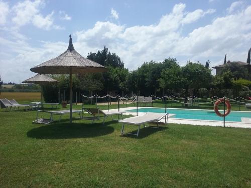 Agriturismo Dolce Verde — 4-Star Luxury Hotel in Castiglione Del Lago, Italy