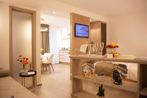 Meravigghia Suites Cefalù — 4-Star Luxury Hotel in Cefalu, Italy