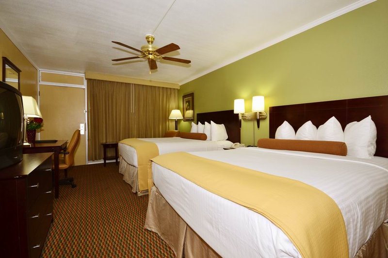 Papago Inn Ascend Hotel Collection - photo 11