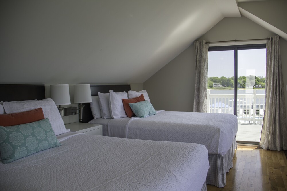 Bayview Resort - photo 7