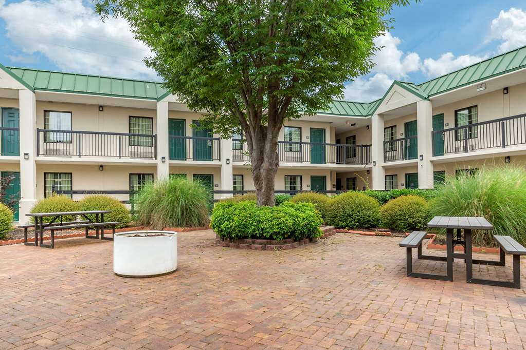 Quality Inn & Suites Hanes Mall - photo 29