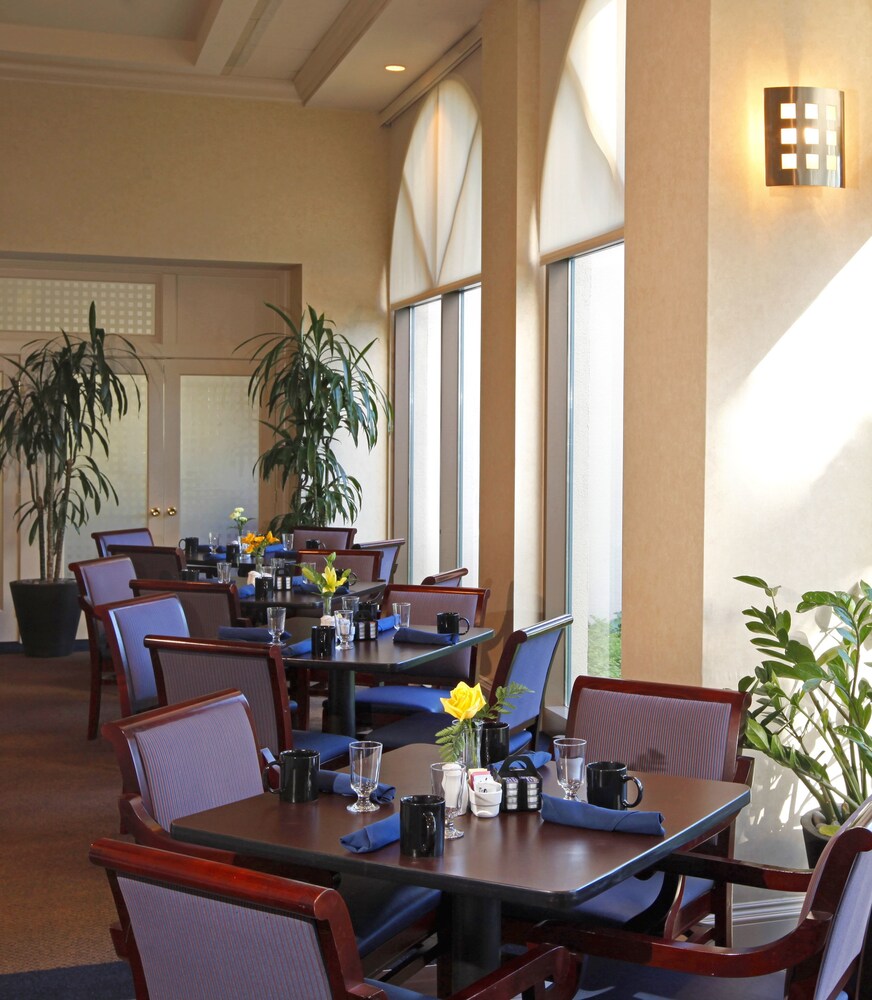 Sheraton Suites Columbus Worthington - photo 11