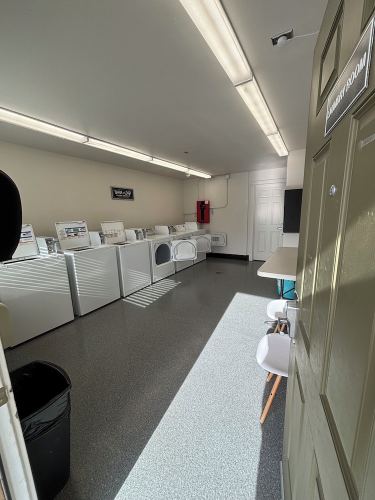 Life Northwest RV & Lodging - photo 14