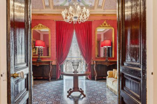 Palazzo Di Lorenzo Exclusive Palace with Panoramic Terrace and Minipool in Noto, Italy