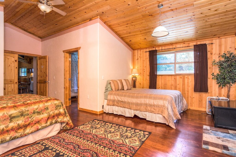 DiamondStone Guest Lodges - photo 13