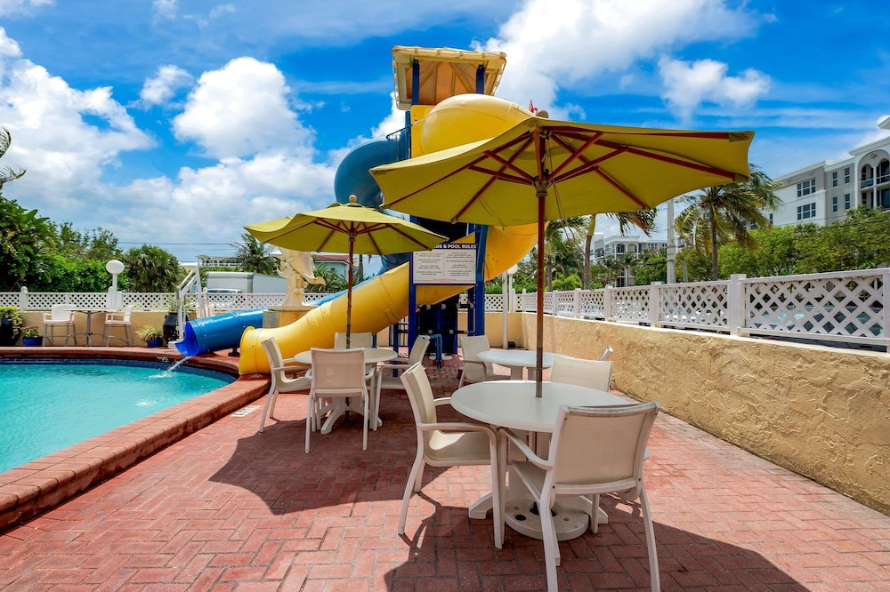 Comfort Inn Oceanside Deerfield Beach - photo 39