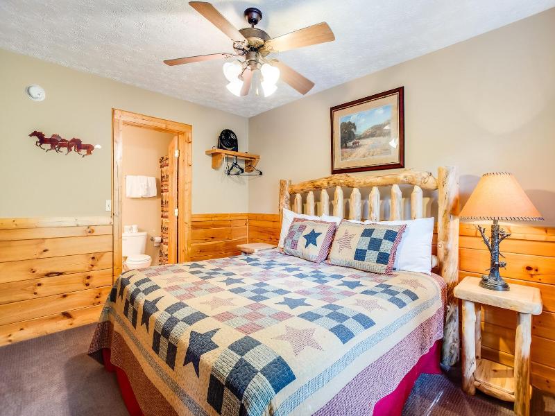 Saddle Ridge - photo 22