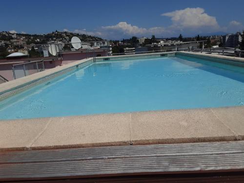 Studio Rdj 24 M2 Et Piscine — Vallauris