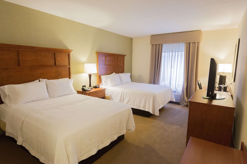 Hampton Inn & Suites Radcliff Fort Knox - photo 18