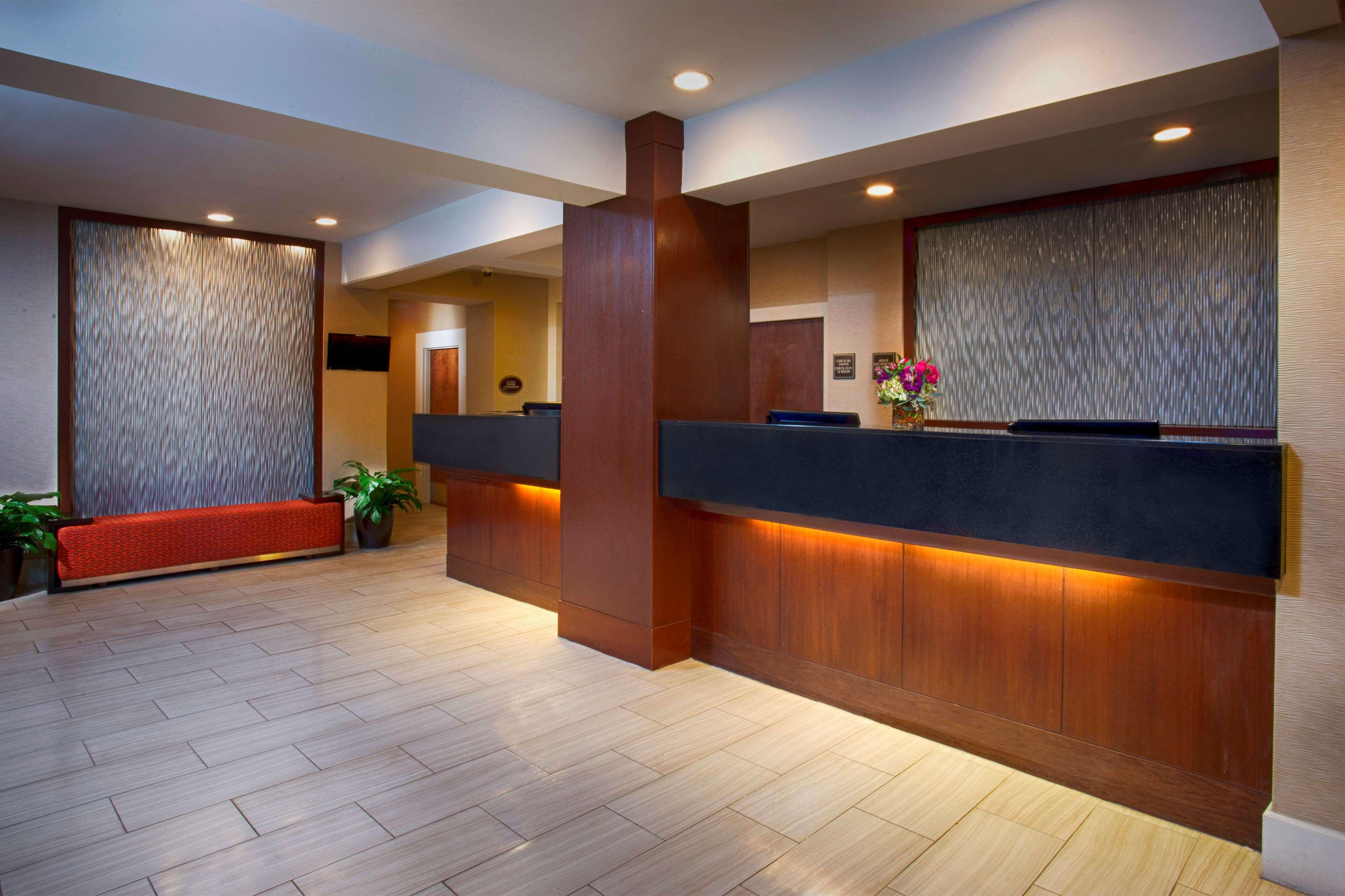 Doubletree by Hilton Norwalk - photo 18