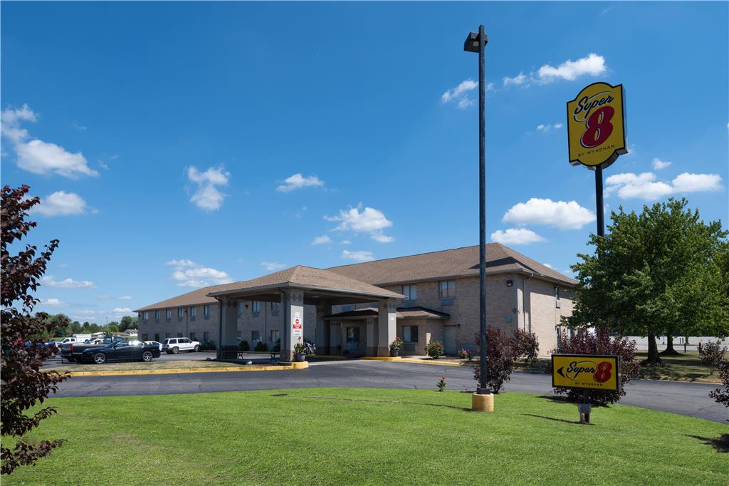 Super 8 by Wyndham Kokomo — hotel in Kokomo