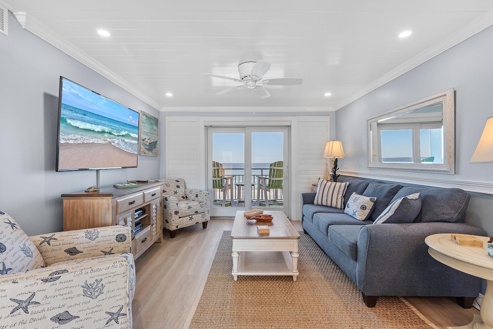 Sea Coast Gardens II 402 — 4-Star Luxury Hotel in New Smyrna Beach, United States